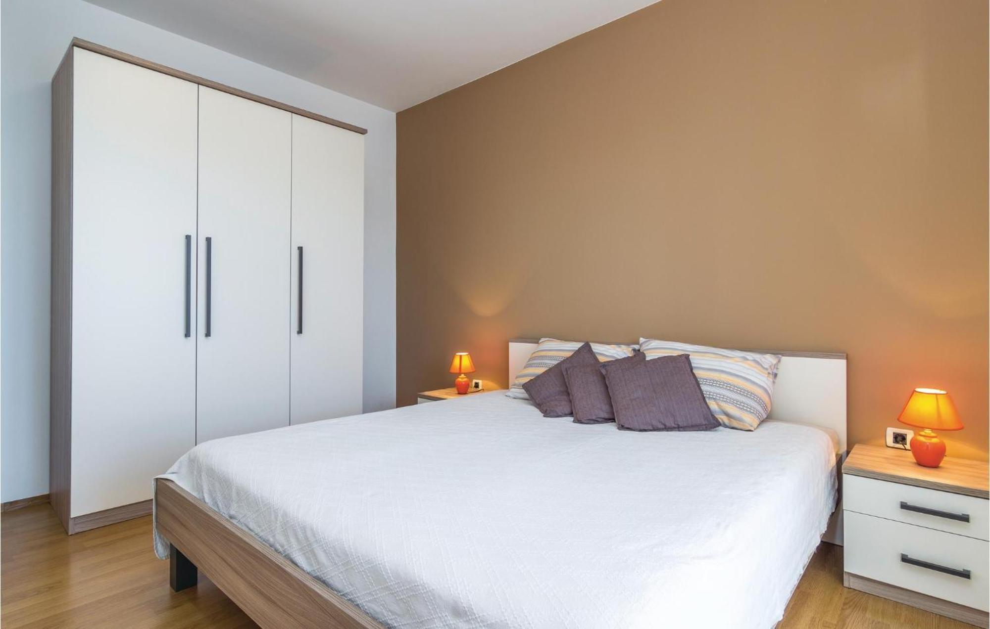 Cozy Apartment In Porec With Wifi Dış mekan fotoğraf